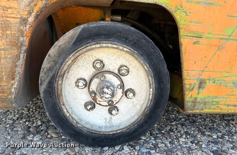 image for item OM9596 Clark C500-70 forklift