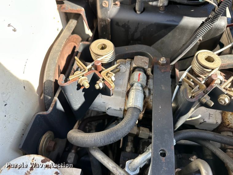 image for item OM9597 1996 Bobcat 450 skid steer loader