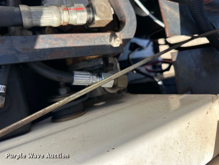 image for item OM9597 1996 Bobcat 450 skid steer loader