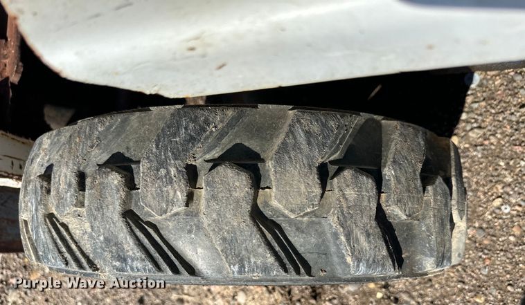 image for item OM9597 1996 Bobcat 450 skid steer loader