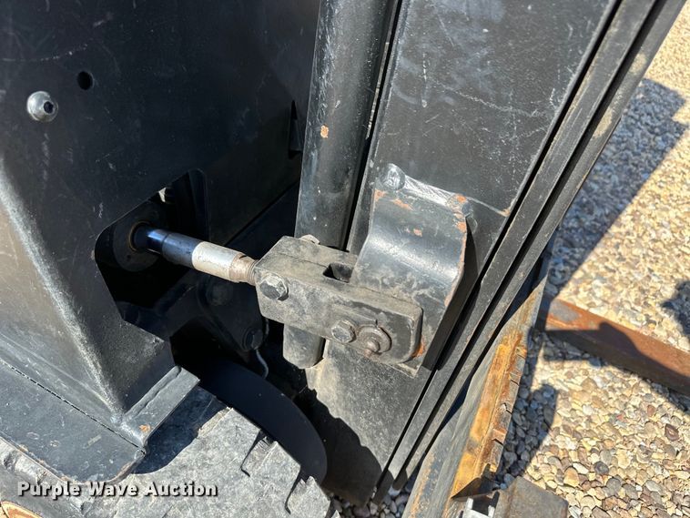 image for item OM9598 Yale GC040AENUAE083 forklift