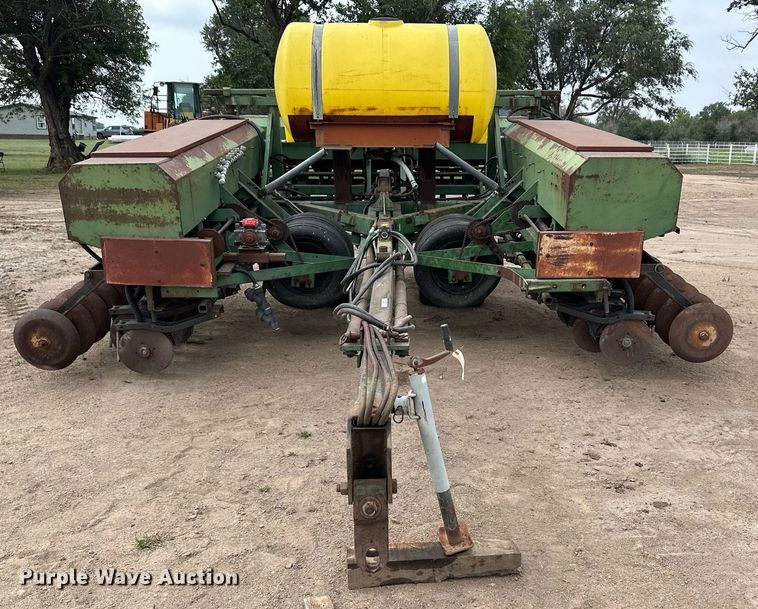 image for item OM9621 Great Plains 30-361080-HS seeder