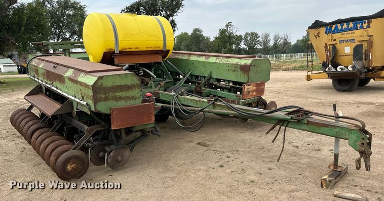 image for item OM9621 Great Plains 30-361080-HS seeder