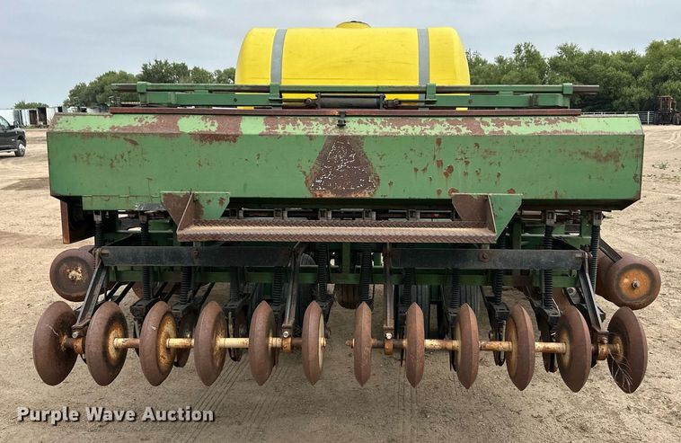 image for item OM9621 Great Plains 30-361080-HS seeder