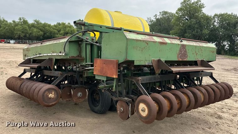 image for item OM9621 Great Plains 30-361080-HS seeder