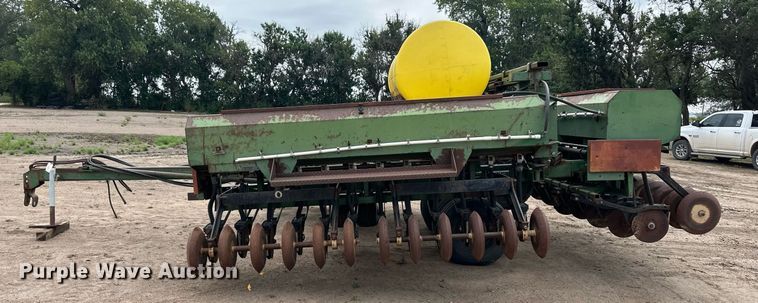 image for item OM9621 Great Plains 30-361080-HS seeder