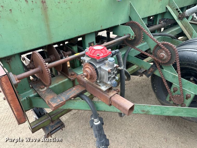 image for item OM9621 Great Plains 30-361080-HS seeder