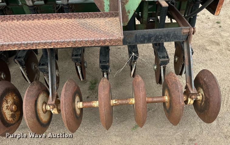 image for item OM9621 Great Plains 30-361080-HS seeder
