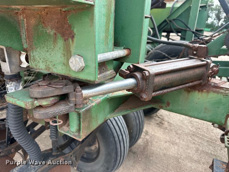image for item OM9621 Great Plains 30-361080-HS seeder