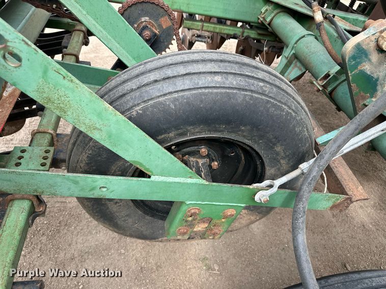 image for item OM9621 Great Plains 30-361080-HS seeder
