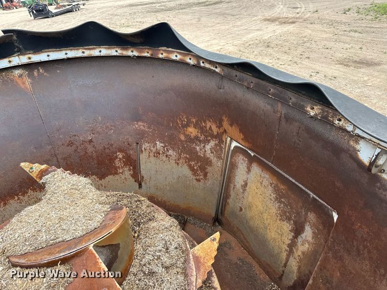 image for item OM9622 2001 Mallett 400V feed mixer