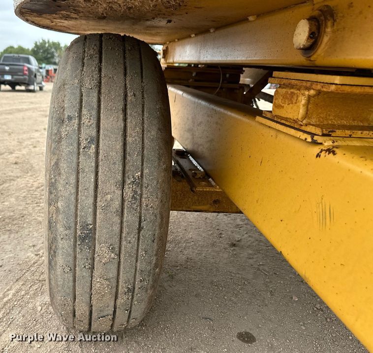 image for item OM9622 2001 Mallett 400V feed mixer