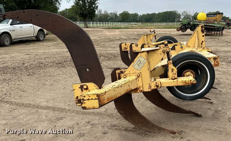 image for item OM9623 V-ripper