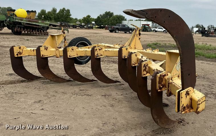 image for item OM9623 V-ripper