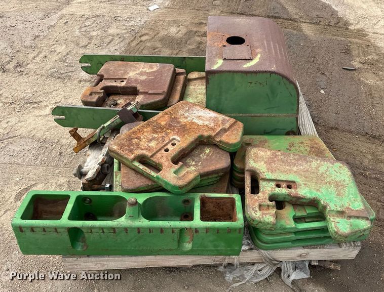 image for item OM9626 John Deere tractor weights