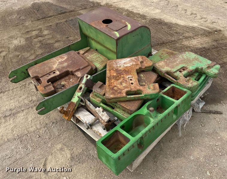image for item OM9626 John Deere tractor weights