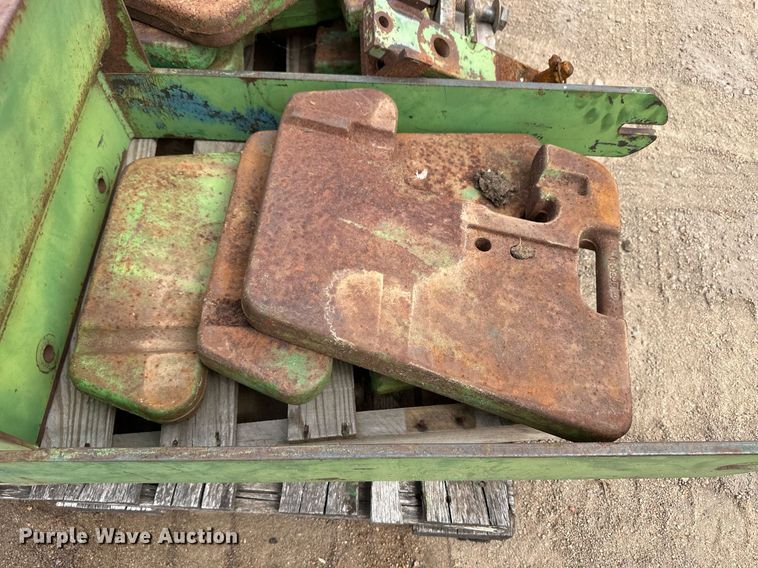 image for item OM9626 John Deere tractor weights