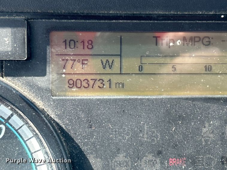 image for item DJ6378 2016 Freightliner Cascadia semi truck