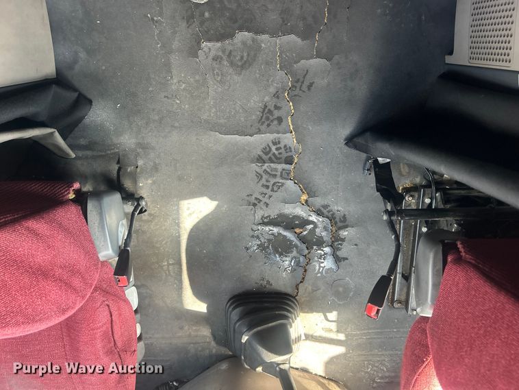 image for item DJ6378 2016 Freightliner Cascadia semi truck