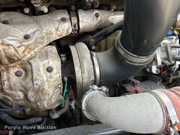 image for item DJ6378 2016 Freightliner Cascadia semi truck