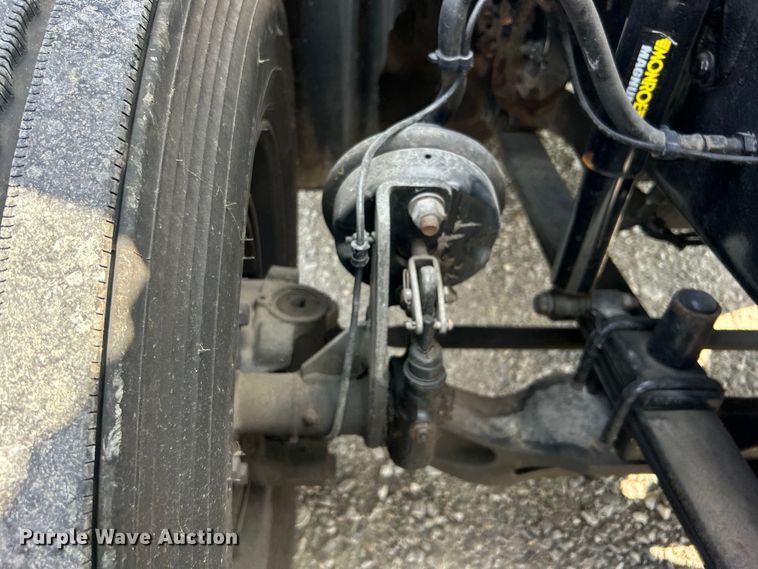 image for item DJ6378 2016 Freightliner Cascadia semi truck