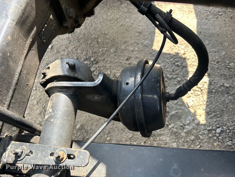 image for item DJ6378 2016 Freightliner Cascadia semi truck