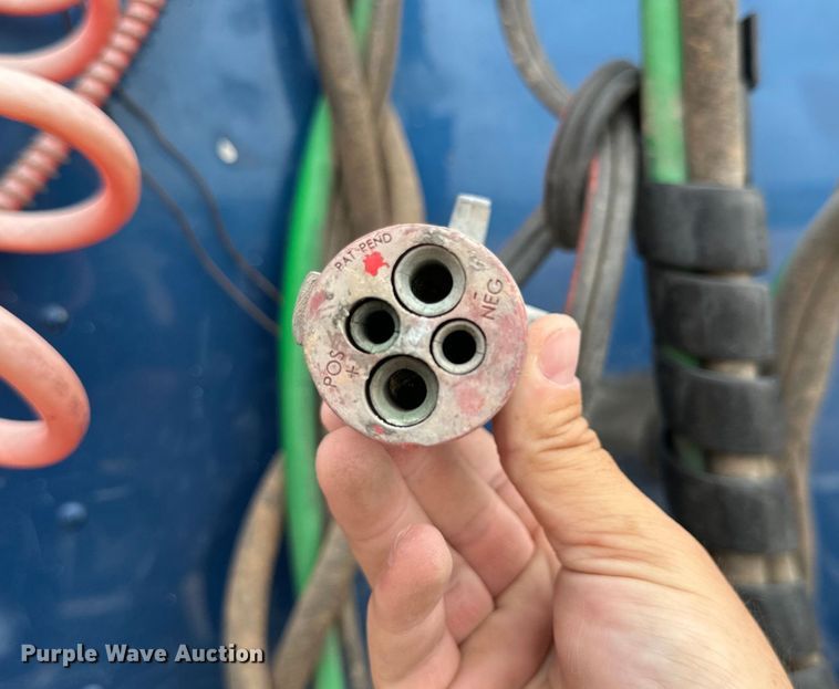 image for item DK6667 2005 Kenworth W900 semi truck