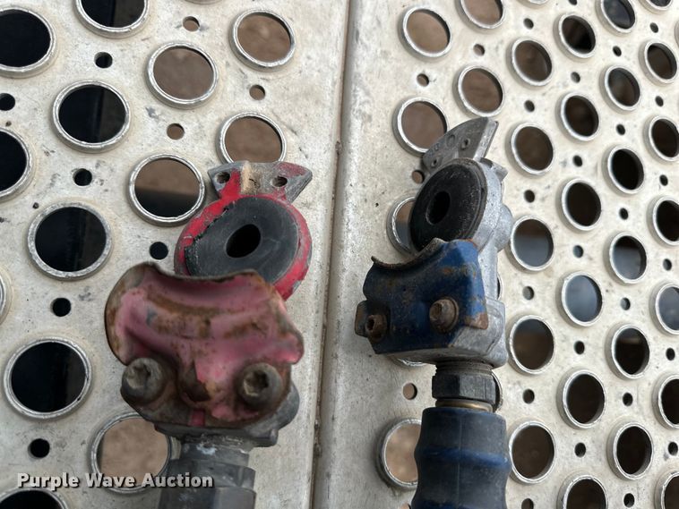 image for item DK6667 2005 Kenworth W900 semi truck