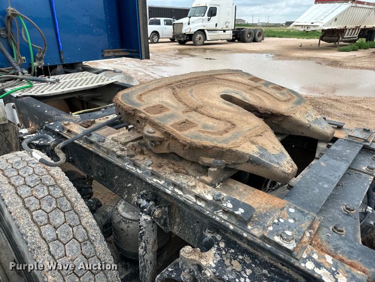 image for item DK6667 2005 Kenworth W900 semi truck