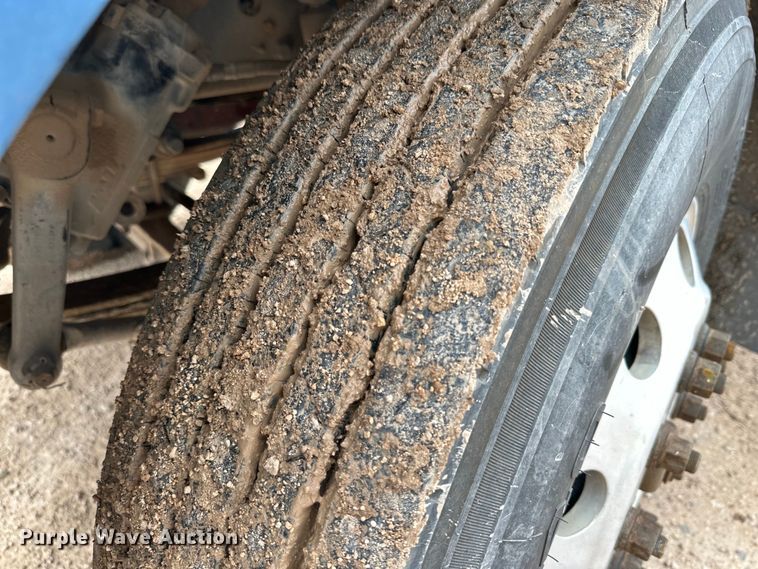 image for item DK6667 2005 Kenworth W900 semi truck