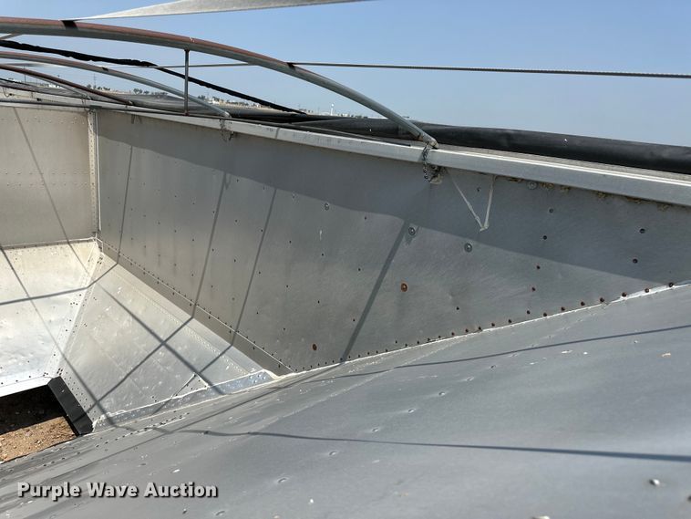 image for item DM2721 2002 Timpte grain trailer