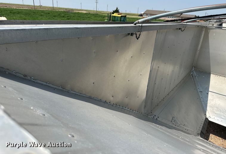 image for item DM2721 2002 Timpte grain trailer