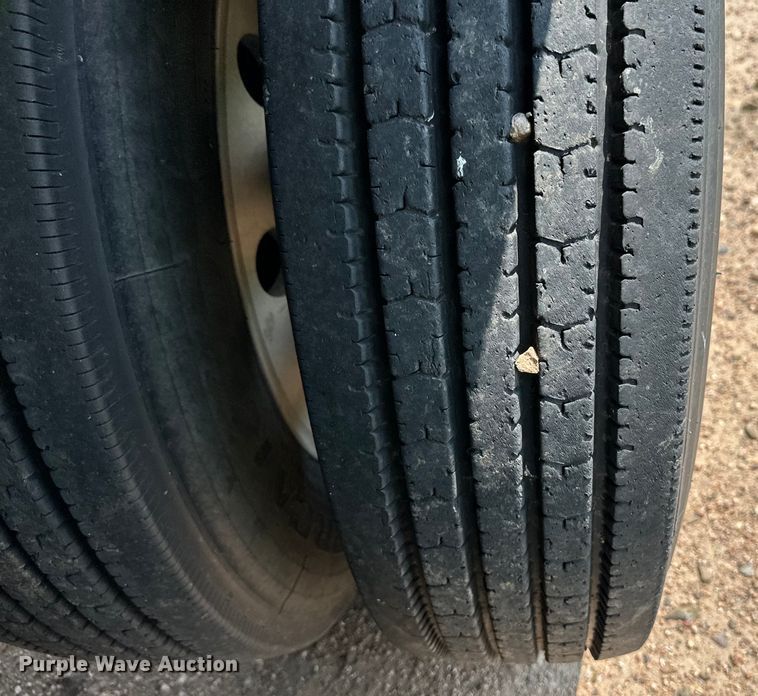 image for item DM2721 2002 Timpte grain trailer