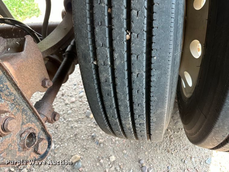 image for item DM2721 2002 Timpte grain trailer