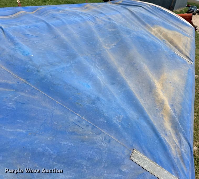 image for item DM2725 1975 GMC 6500 grain truck