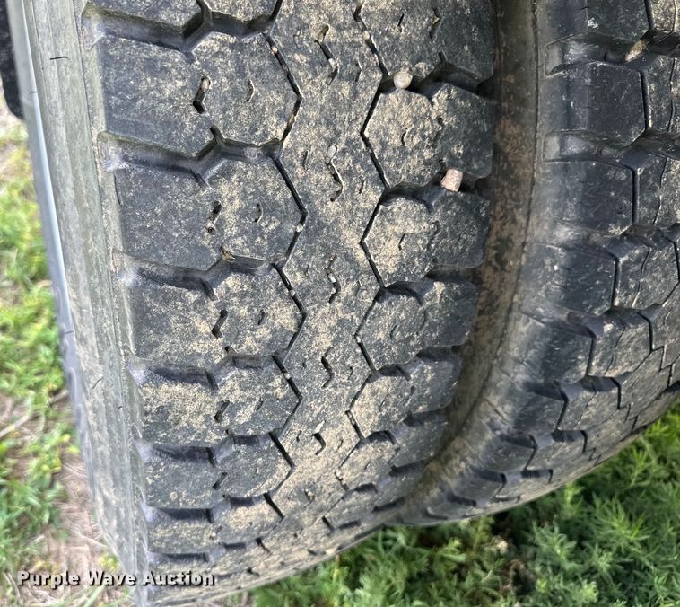 image for item DM2725 1975 GMC 6500 grain truck