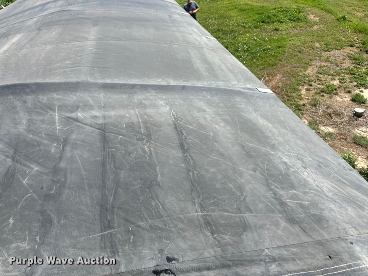 image for item DM2726 2004 Wilson DWH-500C grain trailer