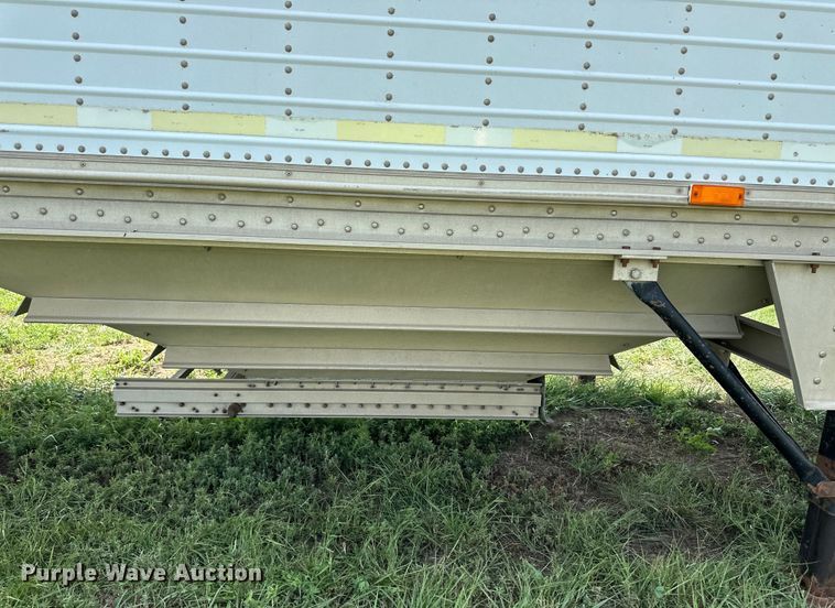 image for item DM2726 2004 Wilson DWH-500C grain trailer