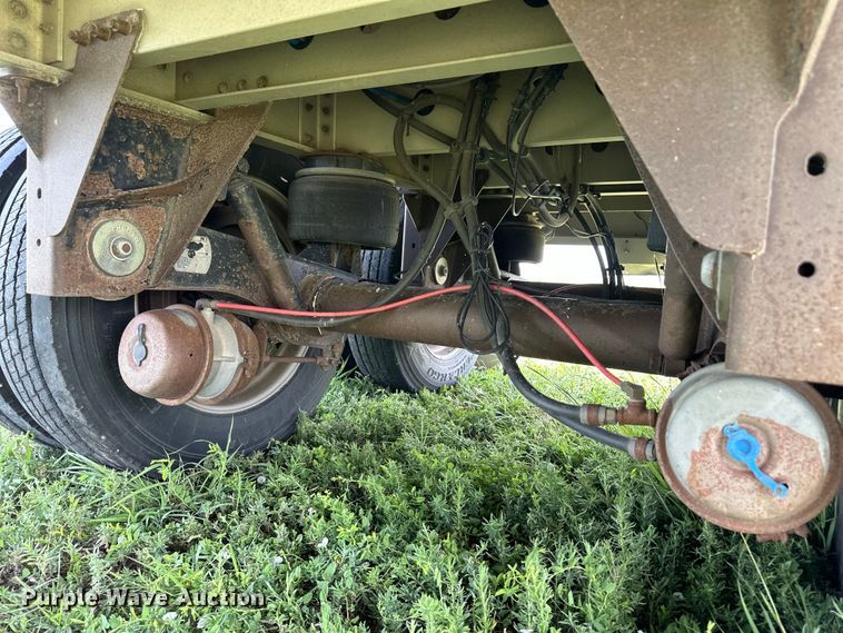 image for item DM2726 2004 Wilson DWH-500C grain trailer