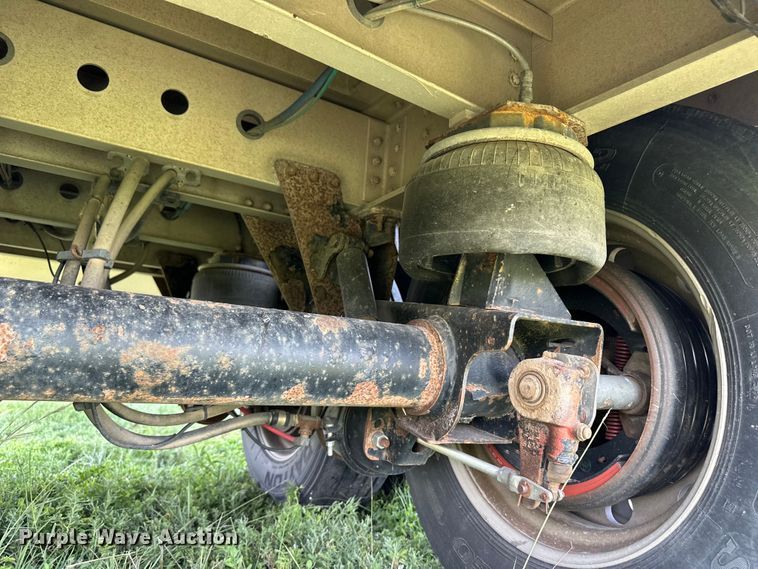 image for item DM2726 2004 Wilson DWH-500C grain trailer