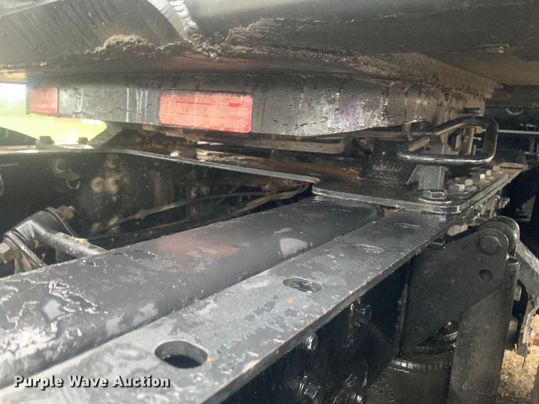 image for item DM7941 2013 Mack CXU613 Pinnacle  semi truck