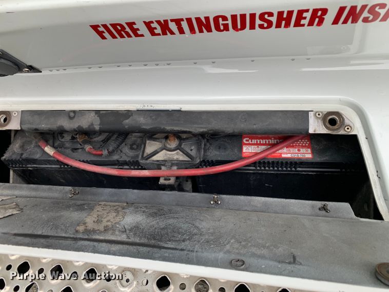 image for item DM7951 2019 International  LT625 semi truck