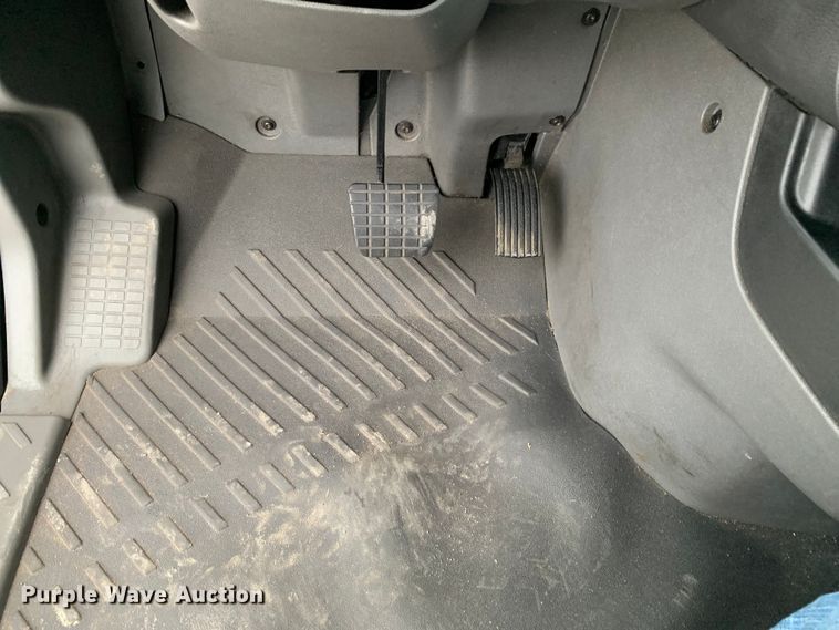 image for item DM7951 2019 International  LT625 semi truck