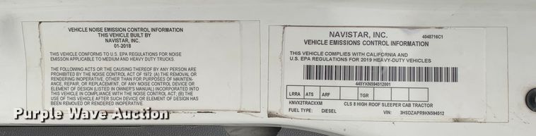 image for item DM7951 2019 International  LT625 semi truck