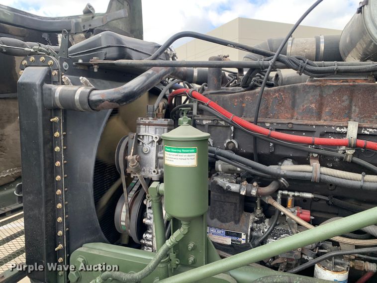 image for item DM7962 2007 Freightliner  M915A4R2 FLD120 semi truck