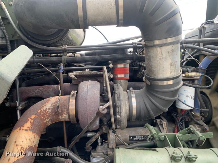 image for item DM7962 2007 Freightliner  M915A4R2 FLD120 semi truck