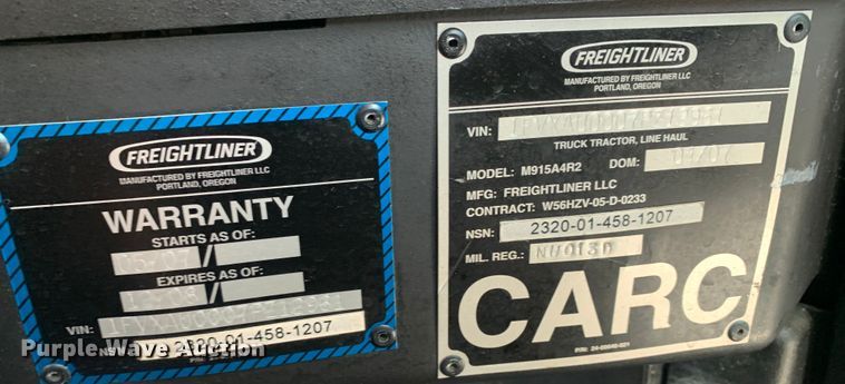 image for item DM7962 2007 Freightliner  M915A4R2 FLD120 semi truck