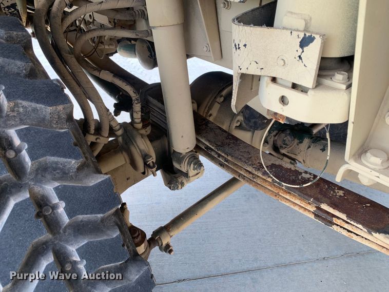 image for item DM7965 1994 Stewart & Stevenson M1078 flatbed truck