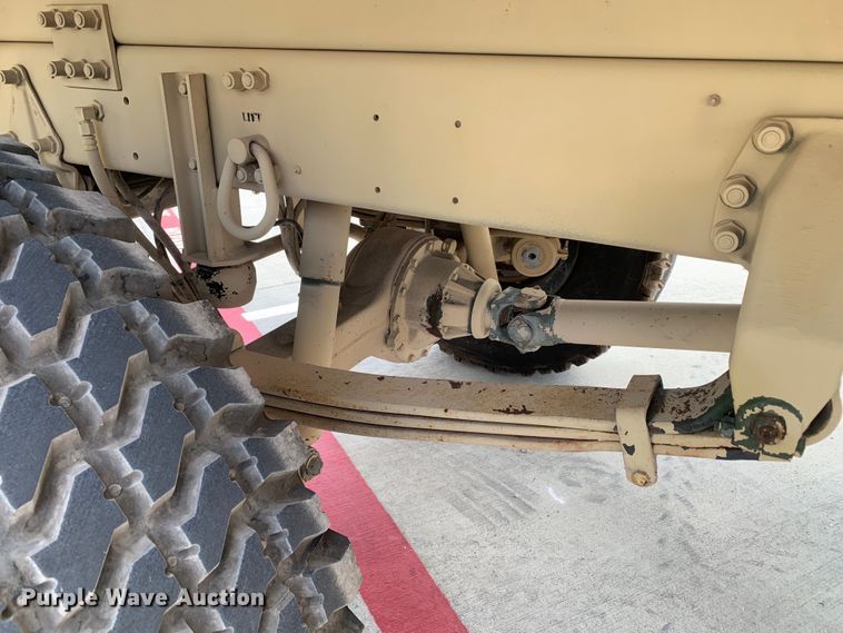 image for item DM7965 1994 Stewart & Stevenson M1078 flatbed truck