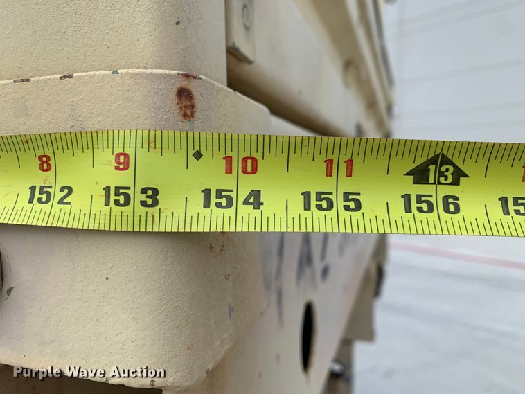 image for item DM7965 1994 Stewart & Stevenson M1078 flatbed truck